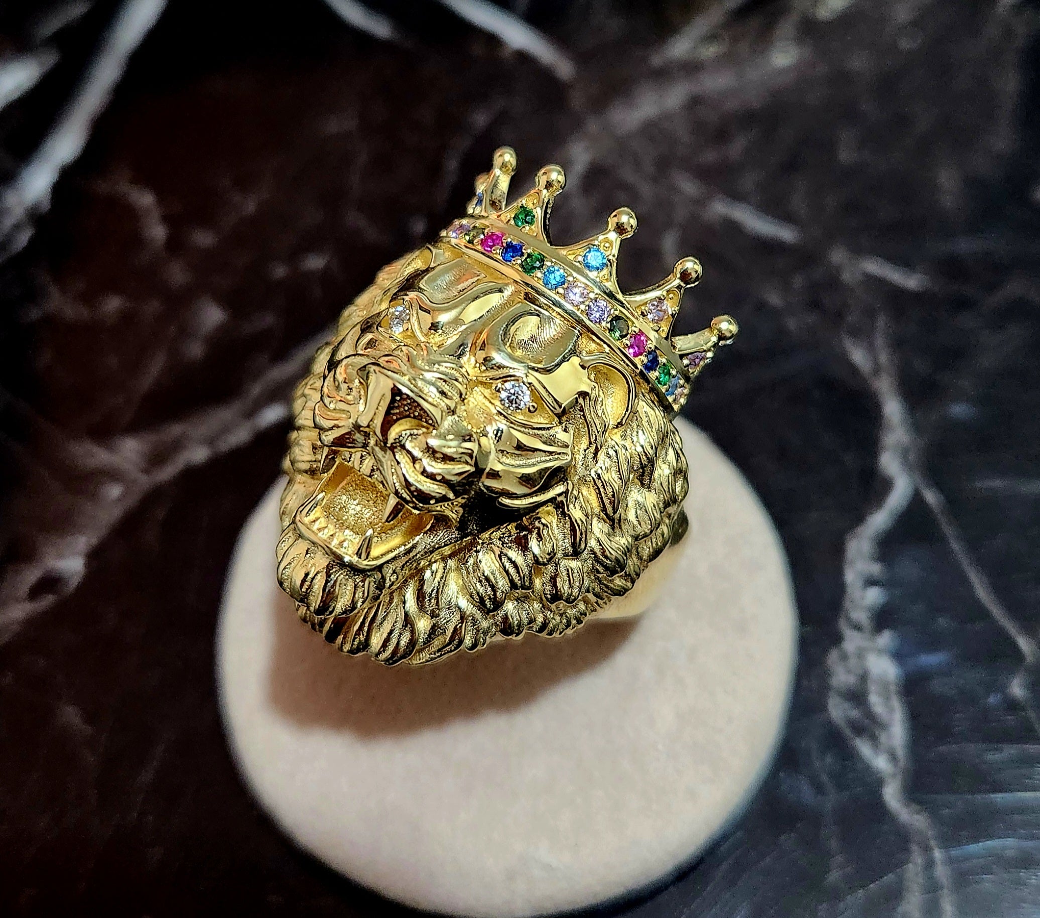 Anello Leone corona oro 18kt