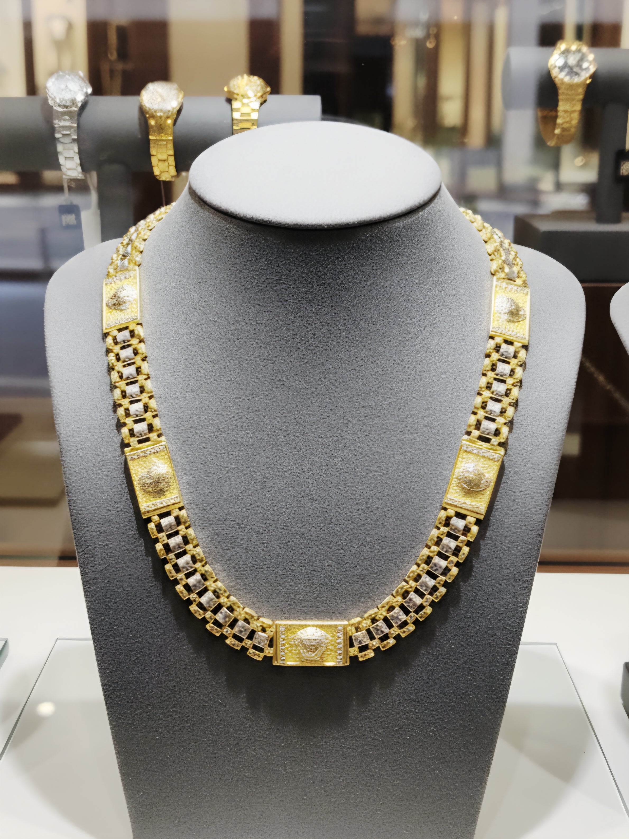 Girocollo maglia jubilee medusa oro 18kt