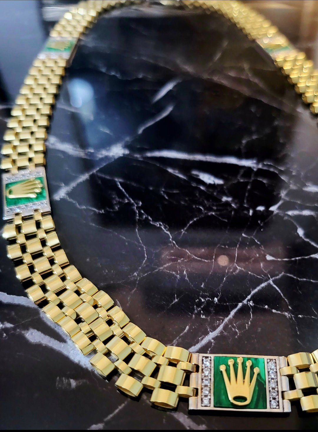 Girocollo corona modello Green oro 18kt