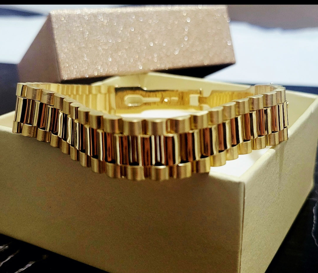 Bracciale chiusura orologio in oro 18kt