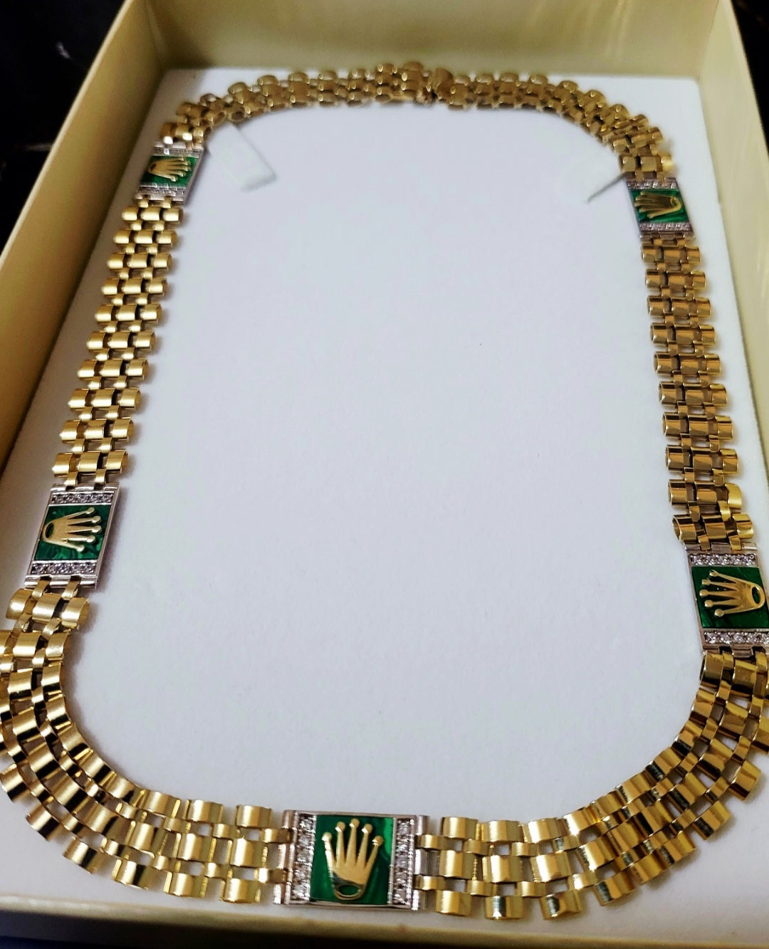 Girocollo corona modello Green oro 18kt