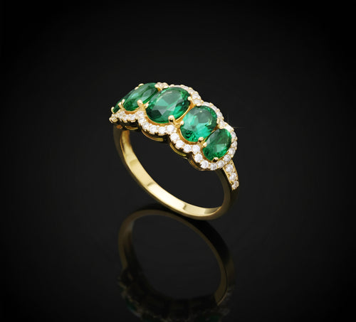 Anello con pietre ovali a scalare oro 18kt