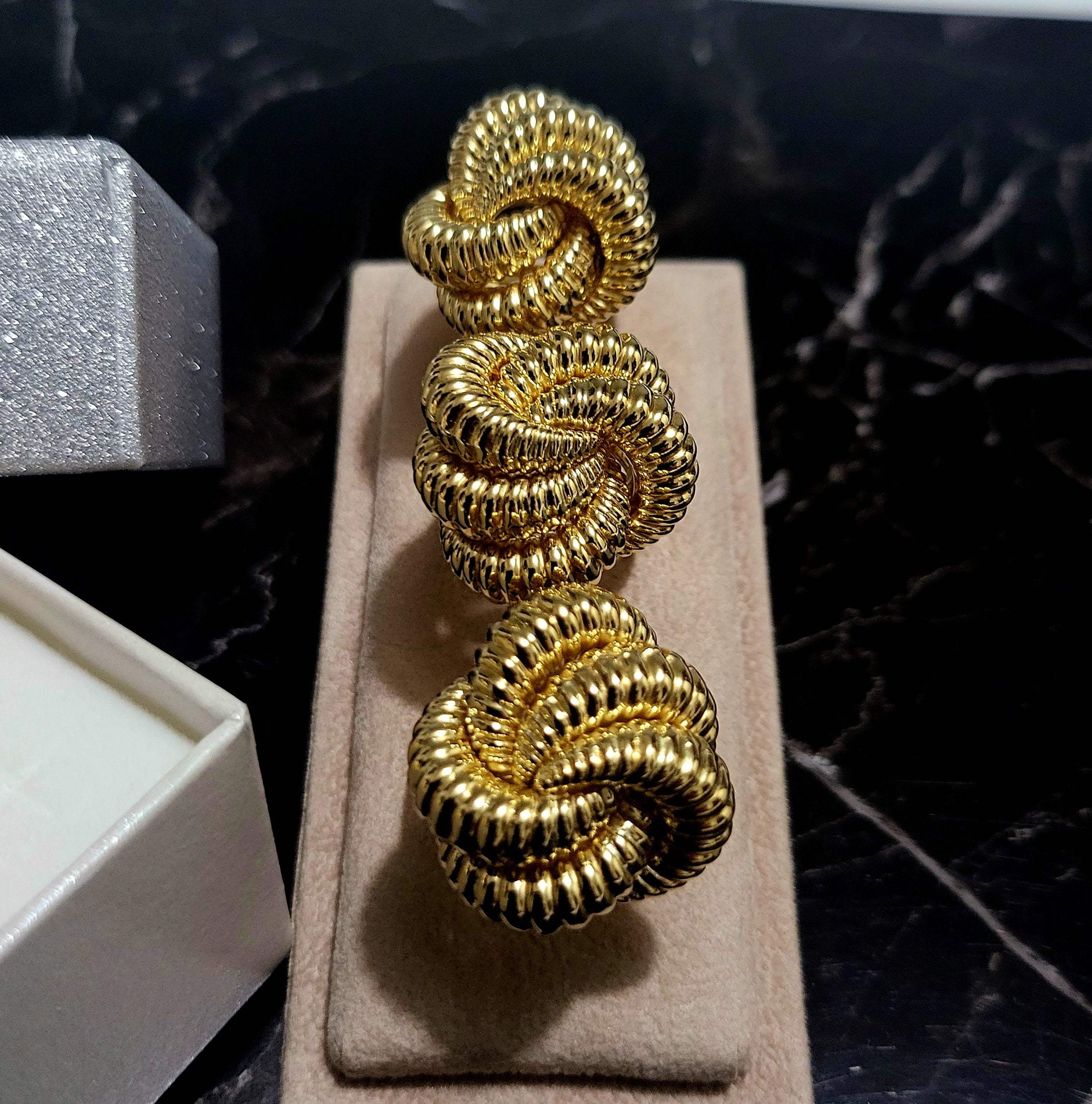 Anello donna banane oro 18kt