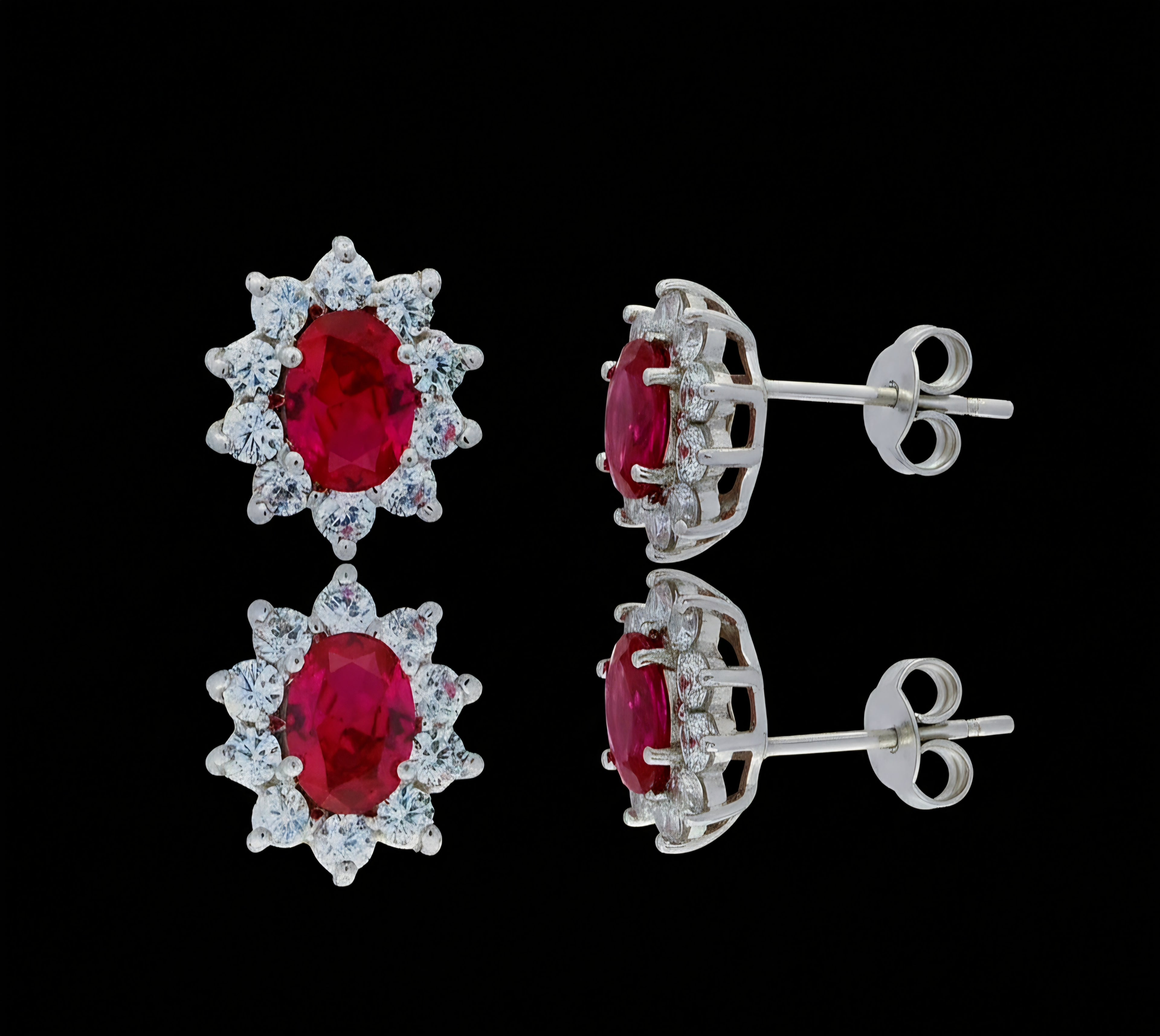 Orecchini piccoli con pietra rossa e zirconi in oro bianco 18kt